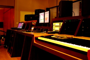 Professional_recording_studio_phuket (11)