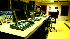 Professional_recording_studio_phuket_9